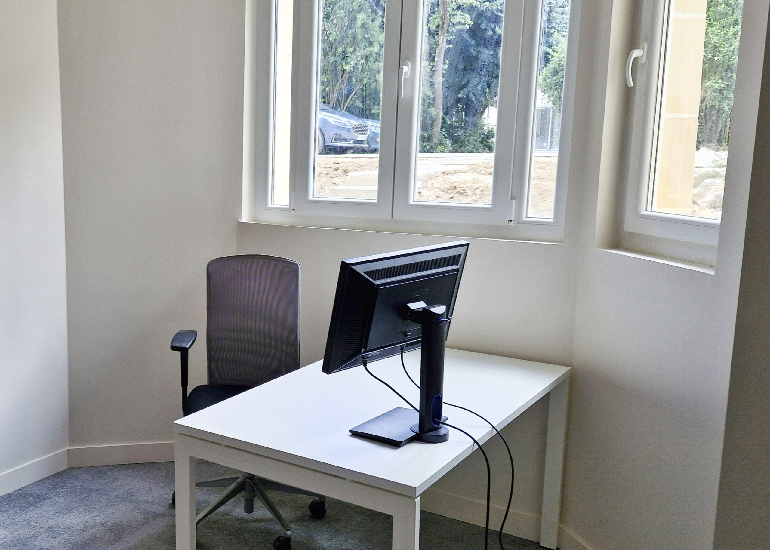 Location de bureaux a Tours - poste de travail